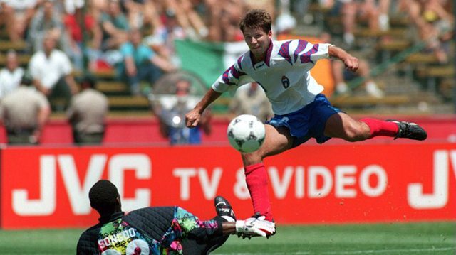 这次首秀背 这次首秀背