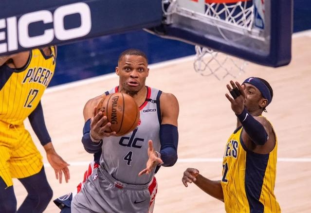 教练组必须 教练组必须